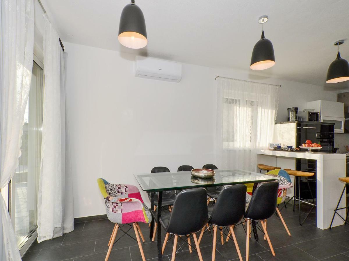 Deluxe Apartman Porto Trogir Bagian luar foto