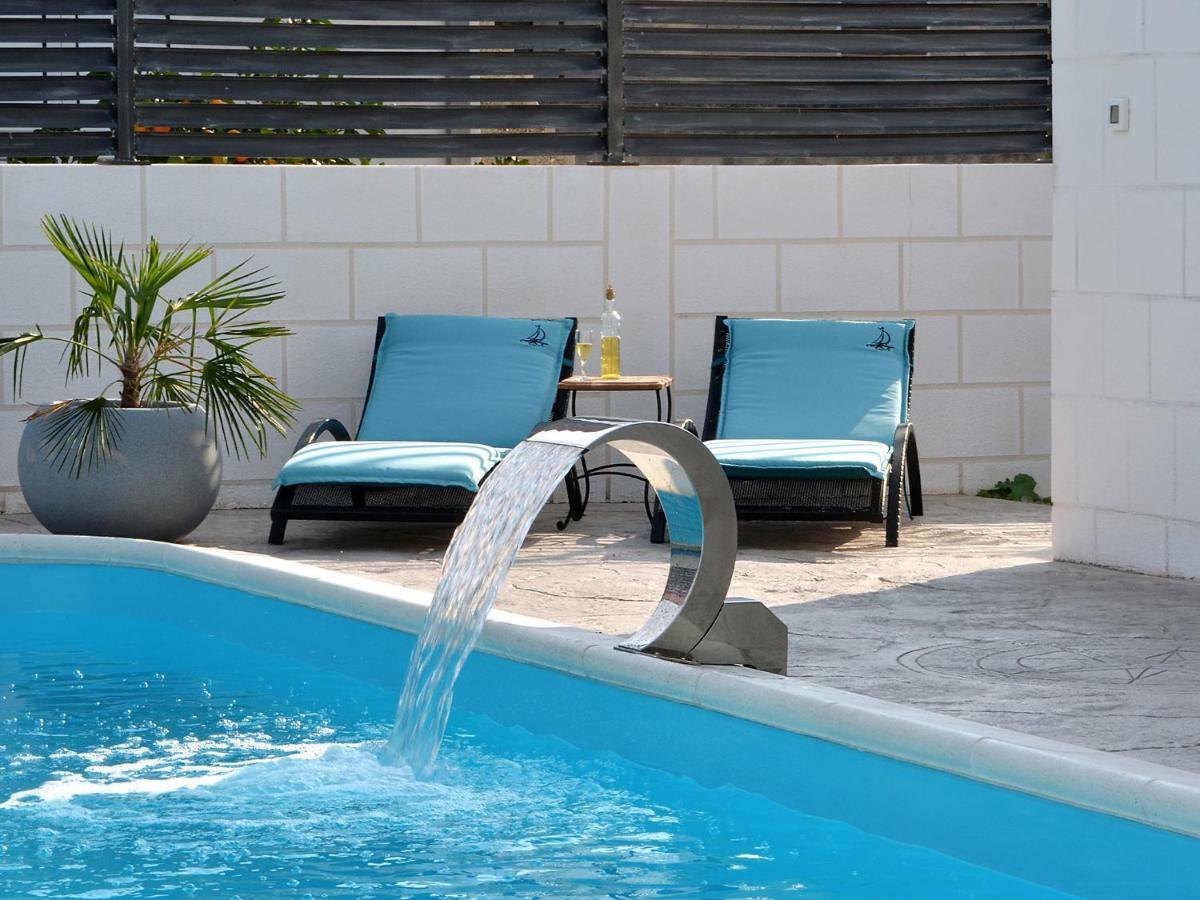 Deluxe Apartman Porto Trogir Bagian luar foto