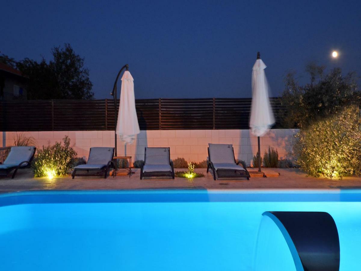 Deluxe Apartman Porto Trogir Bagian luar foto